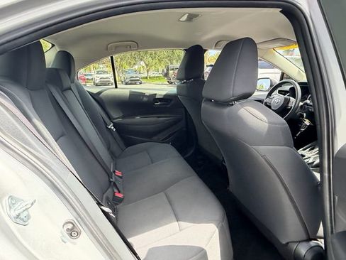 Certified 2022 Toyota Corolla LE FWD image 17