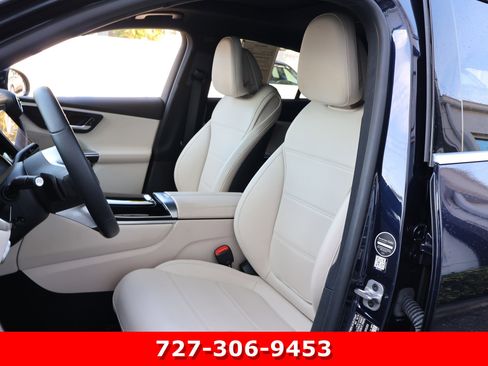 Certified 2024 Mercedes-Benz GLC 300 GLC 300 image 2