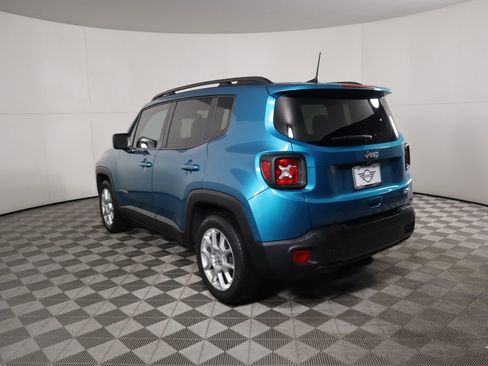 Used 2021 Jeep Renegade Latitude image 7