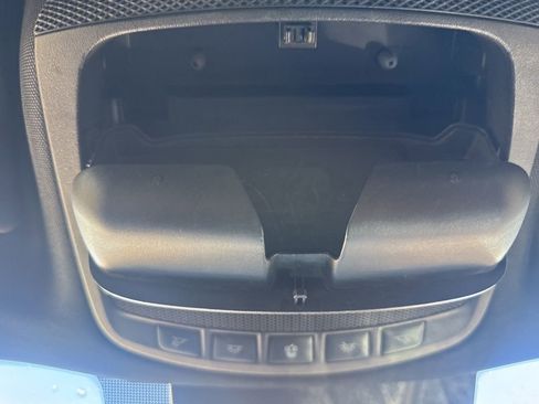 Used 2021 Ford Expedition XLT image 27