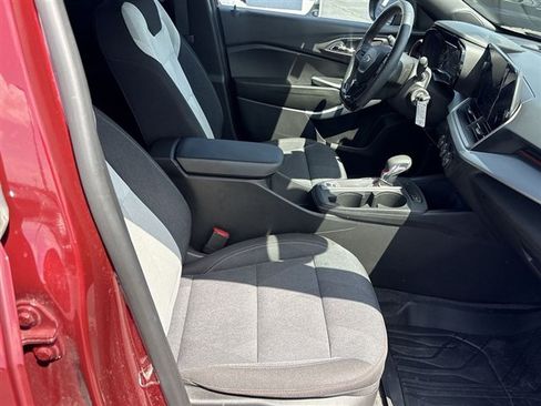 Certified 2024 Chevrolet Trax RS w/ Driver Confidence Package FWD image 25