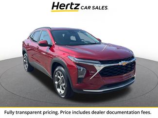Used 2025 Chevrolet Trax LT FWD video 1