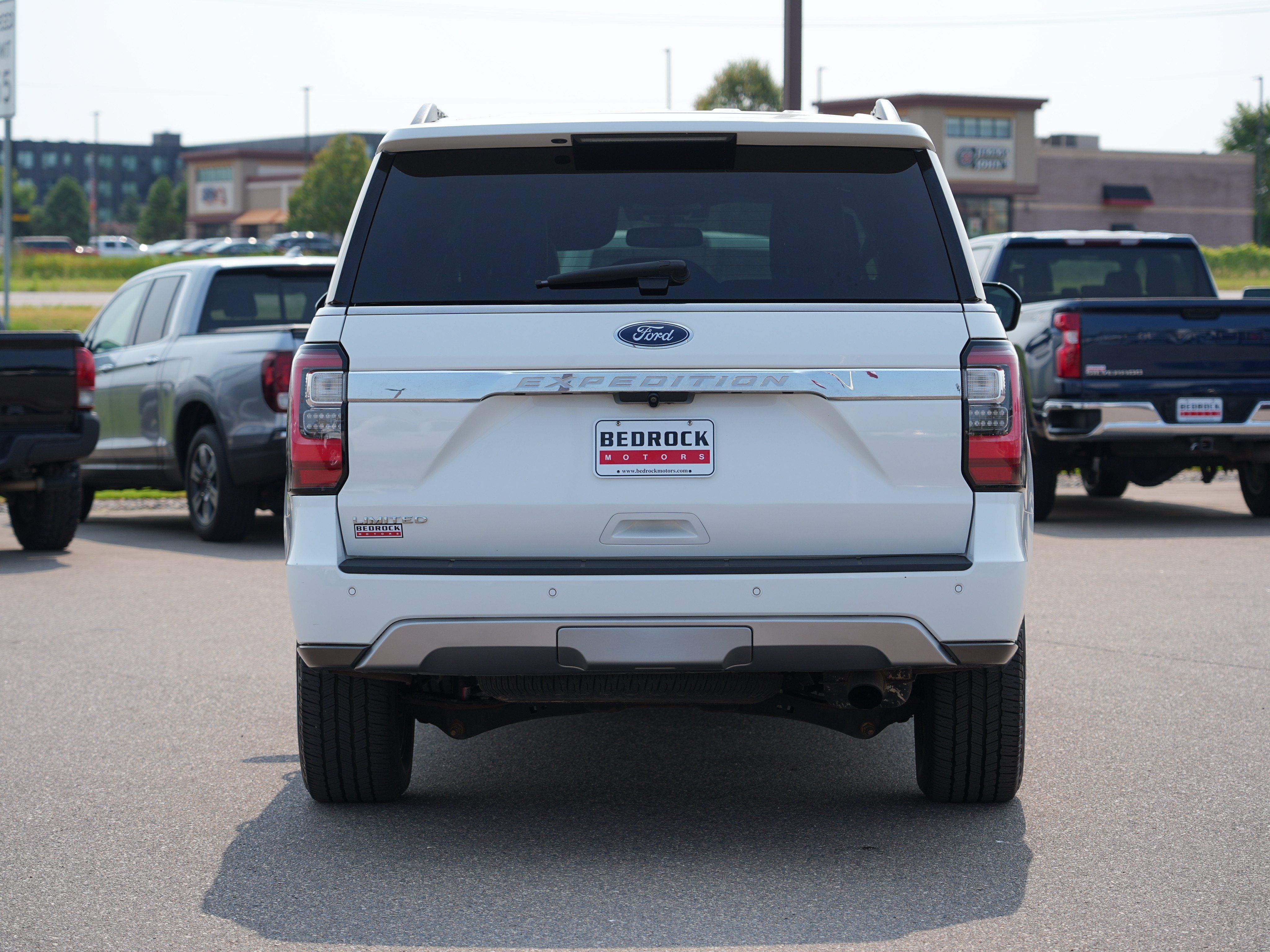 Used 2020 Ford Expedition Limited AWD/4WD image 4