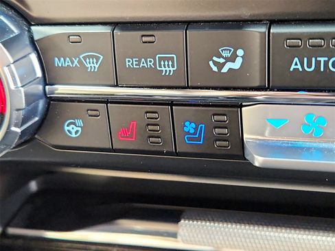 Used 2023 Ford F150 Lariat w/ Equipment Group 502A High image 36