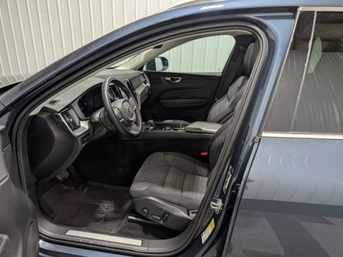 Used 2023 Volvo XC60 T8 Core image 14