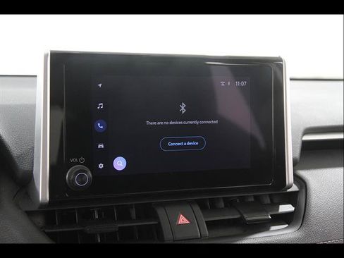 Used 2025 Toyota RAV4 XLE FWD image 12