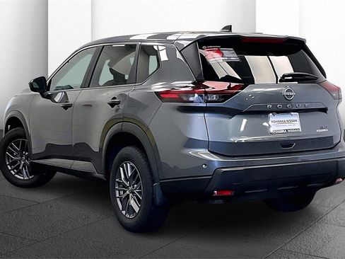 Certified 2025 Nissan Rogue S image 9