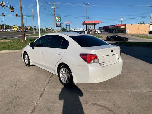 Used 2013 Subaru Impreza 2.0i Premium image 5