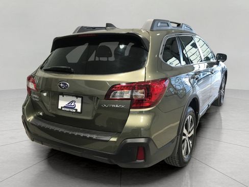 Used 2018 Subaru Outback 2.5i Limited image 23