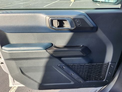 Used 2024 Ford Bronco Outer Banks image 23