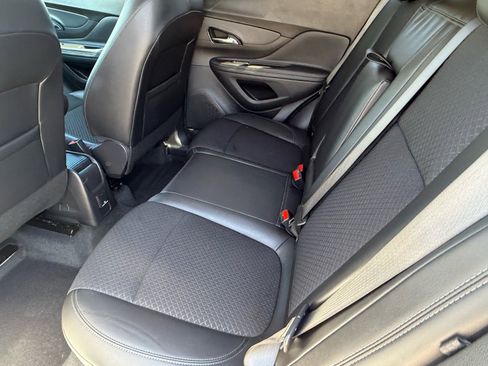 Used 2022 Buick Encore Preferred w/ Safety Package image 14