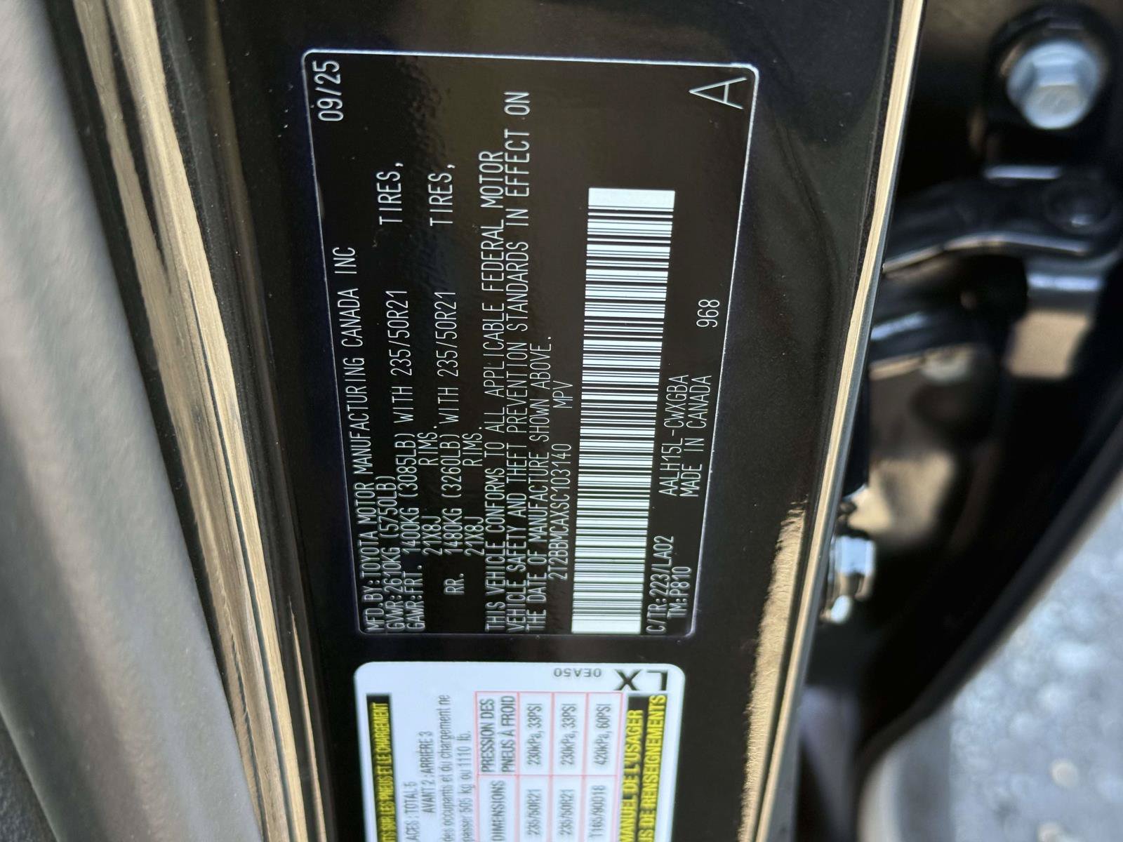 Used 2025 Lexus RX 350h w/ Convenience Package AWD/4WD image 31