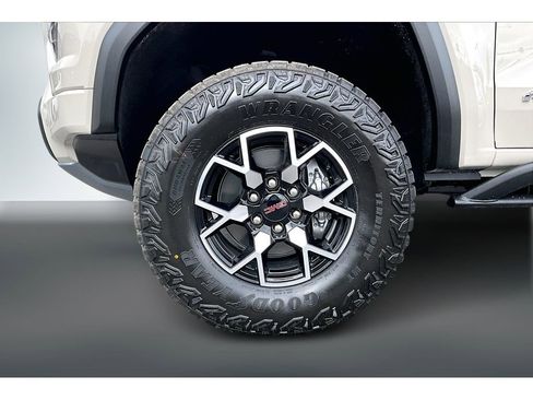 New 2026 GMC Canyon AT4X image 13