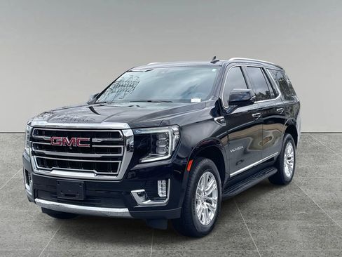 Used 2021 GMC Yukon SLT w/ SLT Premium Package image 1