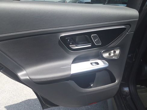 Certified 2025 Mercedes-Benz GLC 300 4MATIC image 20