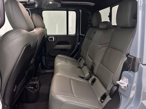 New 2026 Jeep Gladiator Mojave AWD/4WD image 14
