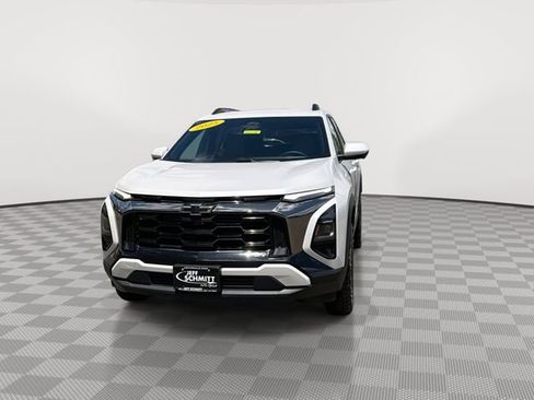 Certified 2025 Chevrolet Equinox ACTIV w/ Safety and Technology Package FWD image 4