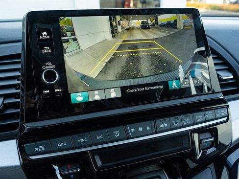 New 2026 Honda Odyssey Touring image 29