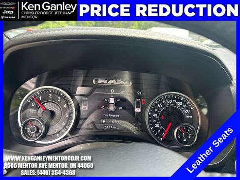 Used 2024 RAM 1500 Laramie AWD/4WD image 15