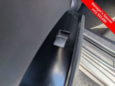 Used 2025 Toyota Camry XSE FWD image 12