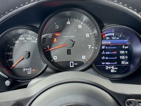 Certified 2025 Porsche 718 Boxster RWD image 13