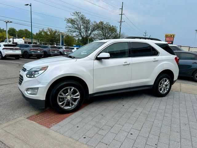 Used 2017 Chevrolet Equinox LT w/ Convenience Package FWD image 3