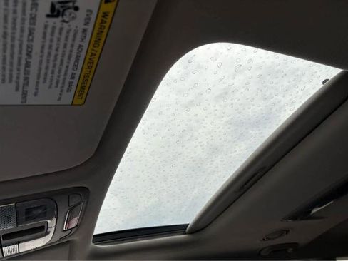 Used 2023 Kia Telluride S w/ S Sunroof Package image 25