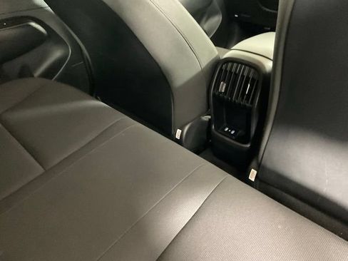 Used 2025 Hyundai Kona SEL FWD image 29