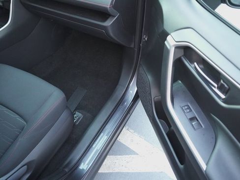 Certified 2023 Toyota RAV4 SE image 19