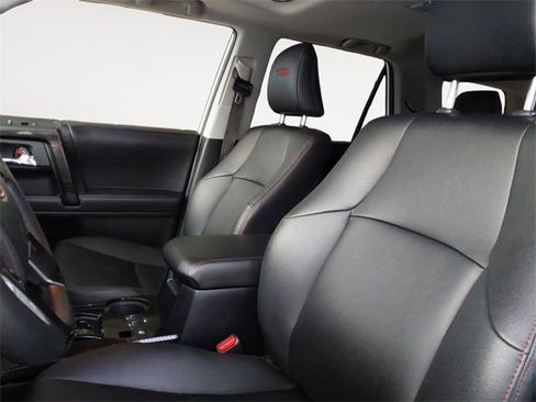 Used 2022 Toyota 4Runner TRD Off-Road Premium w/ TRD Black Wheel Package (TMS) image 9