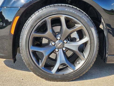 Used 2023 Chrysler 300 Touring L w/ Popular Equipment Group image 20