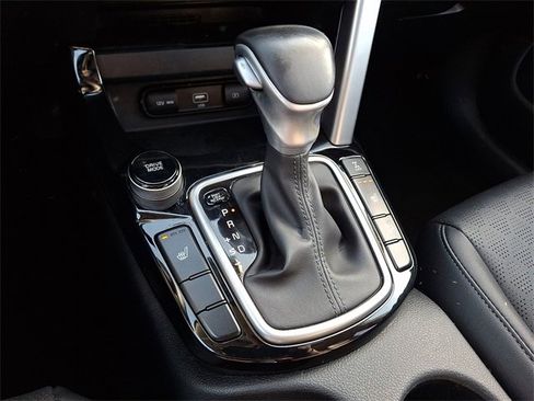 Used 2022 Kia Seltos EX image 15