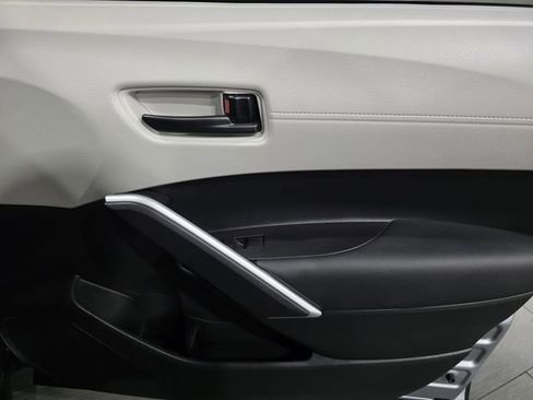 Used 2026 Toyota Corolla Cross L FWD image 13