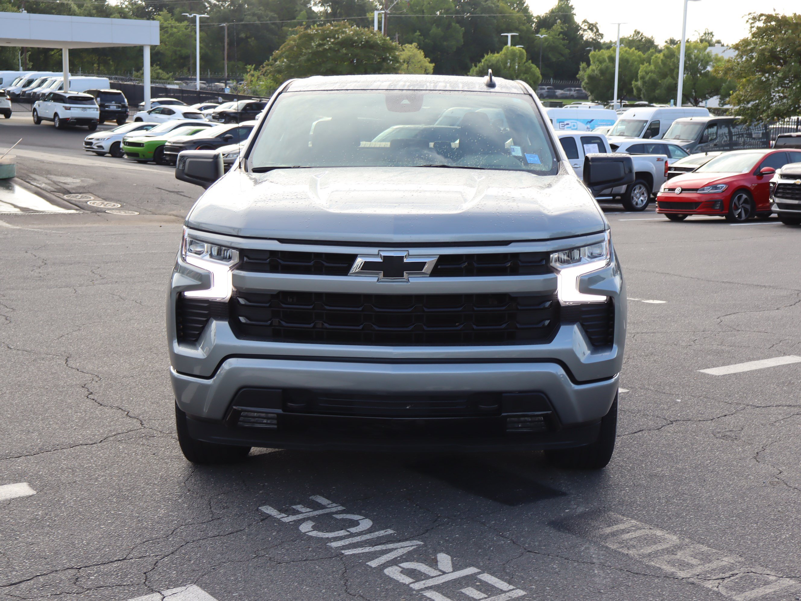 Used 2024 Chevrolet Silverado 1500 RST w/ Z71 Off-Road Package AWD/4WD image 3