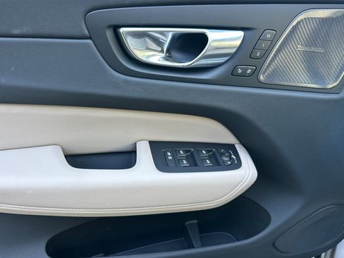New 2026 Volvo XC60 B5 Plus AWD/4WD image 8