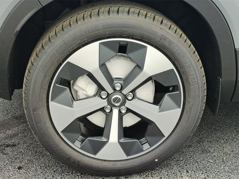 New 2026 Volvo XC40 B5 Plus w/ Climate Package image 28