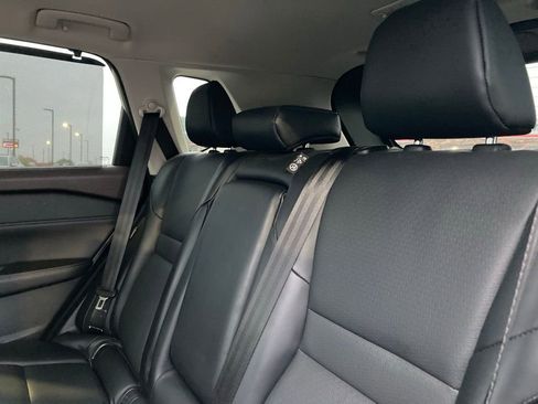 Used 2021 Nissan Rogue SV w/ Premium Package image 11