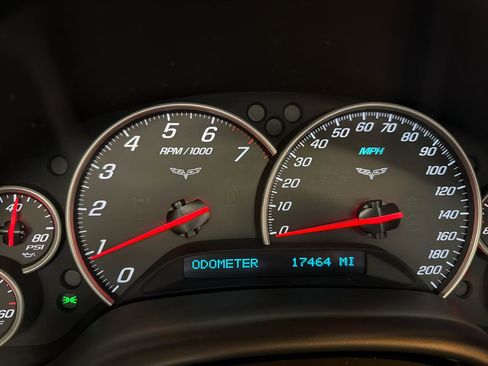 Used 2010 Chevrolet Corvette Grand Sport w/ Preferred Equipment Group RWD image 15
