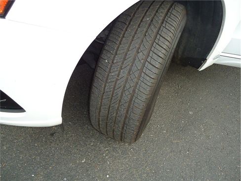 Used 2015 Audi Q5 2.0T Premium Plus w/ Technology Package image 31