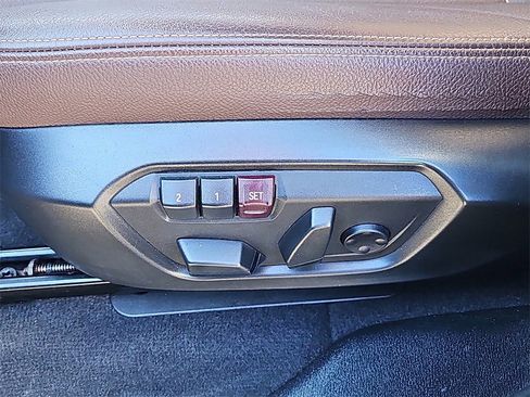 Used 2017 BMW X3 xDrive28i image 25