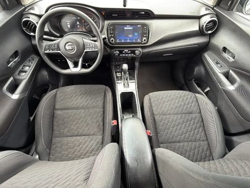 Used 2021 Nissan Kicks SV FWD image 30