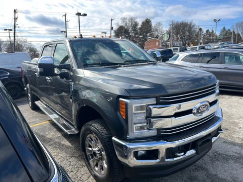 Used 2019 Ford F250 Lariat w/ Lariat Ultimate Package image 3