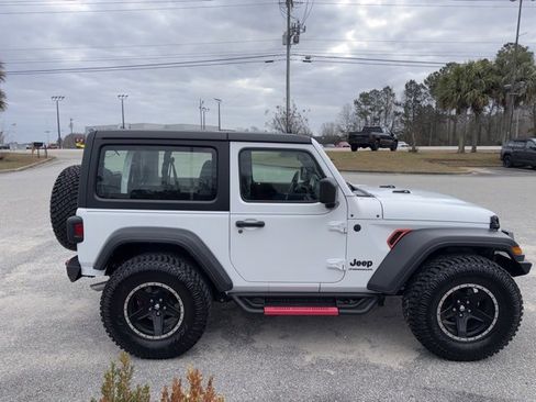 Used 2024 Jeep Wrangler Sport image 13