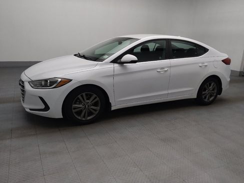 Used 2018 Hyundai Elantra SEL FWD image 2