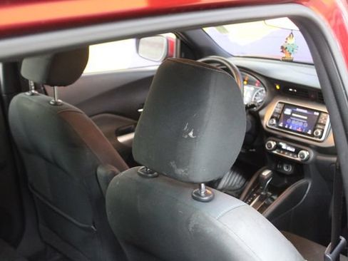 Used 2019 Nissan Kicks SV FWD image 10