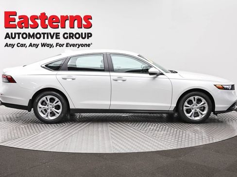 Used 2025 Honda Accord LX image 4