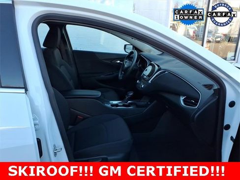 Used 2024 Chevrolet Malibu LT image 21