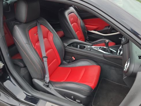 Used 2017 Chevrolet Camaro SS RWD image 16