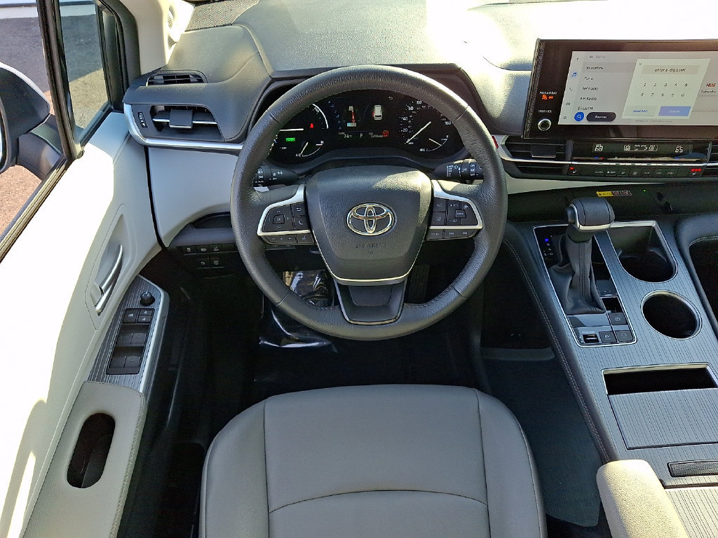 Certified 2025 Toyota Sienna XLE w/ XLE Plus Package AWD/4WD image 11