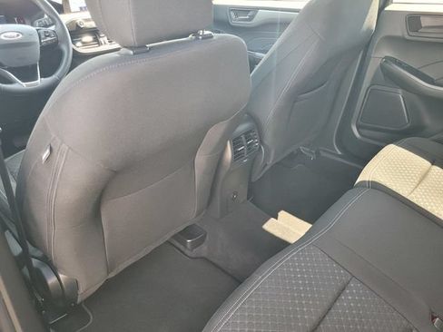 Used 2025 Ford Escape Active w/ Cold Weather Package AWD/4WD image 12